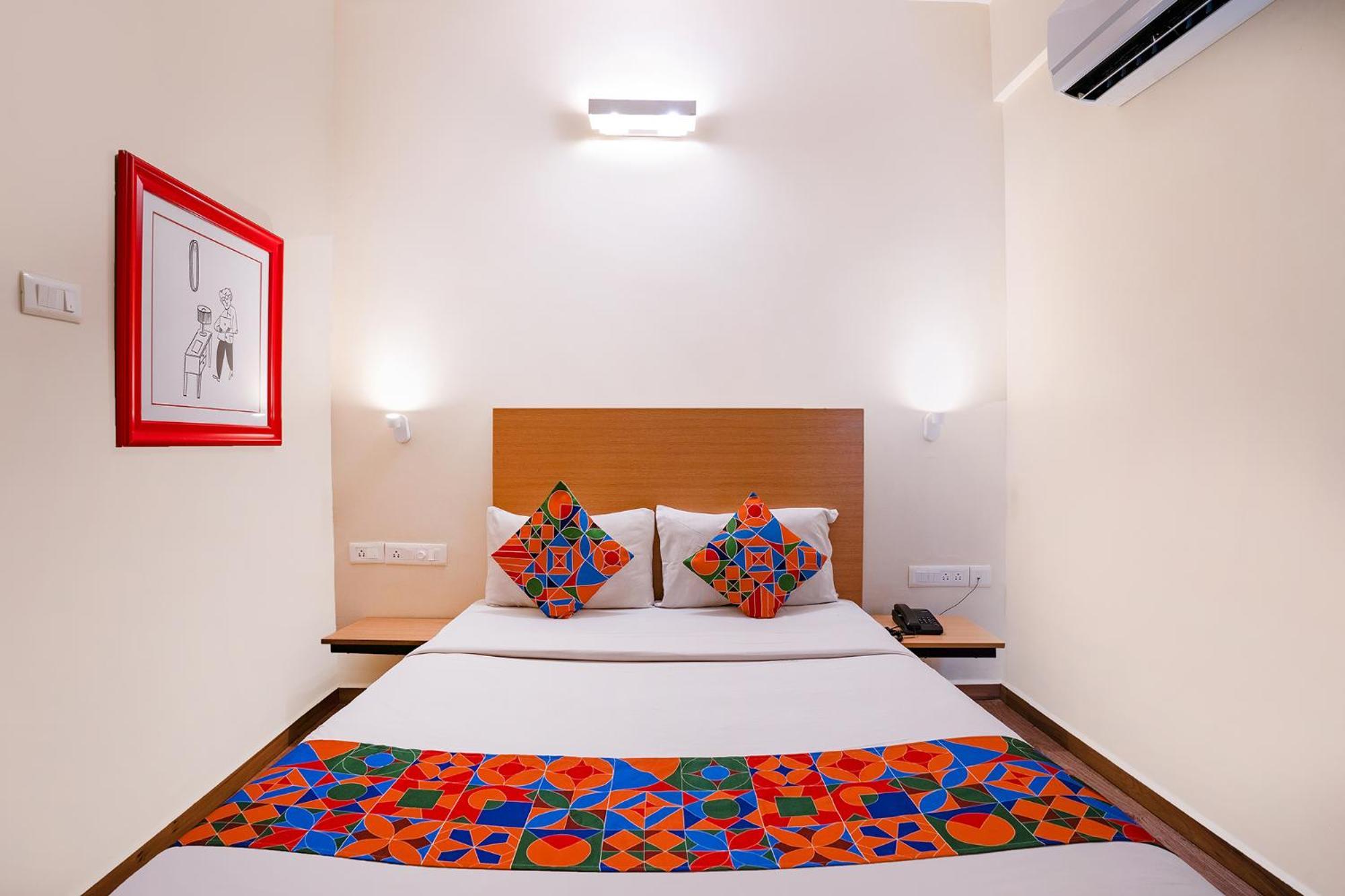 Fabhotel Royal Sterling- Manyata Tech Park Бангалор Екстериор снимка
