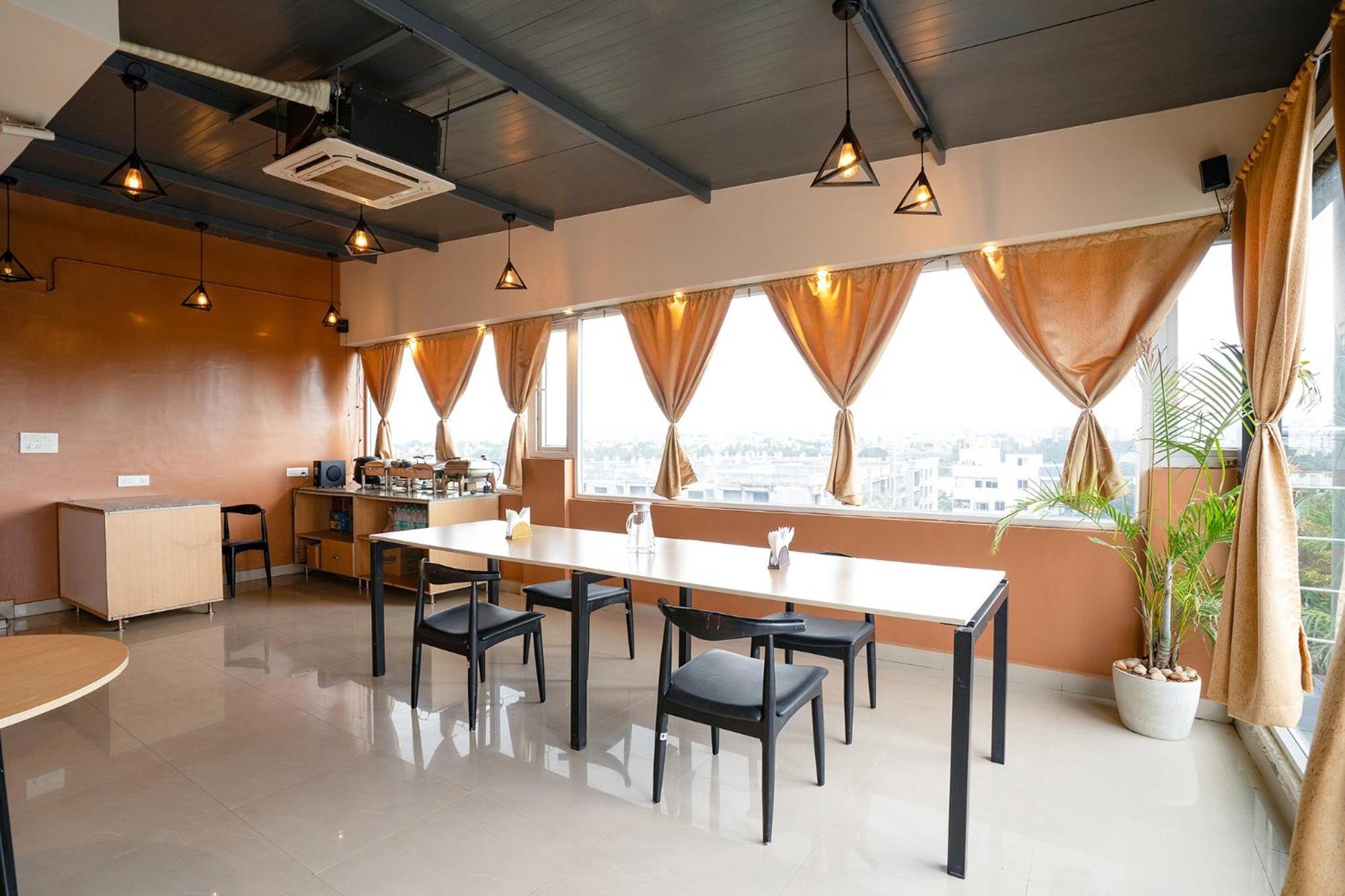 Fabhotel Royal Sterling- Manyata Tech Park Бангалор Екстериор снимка