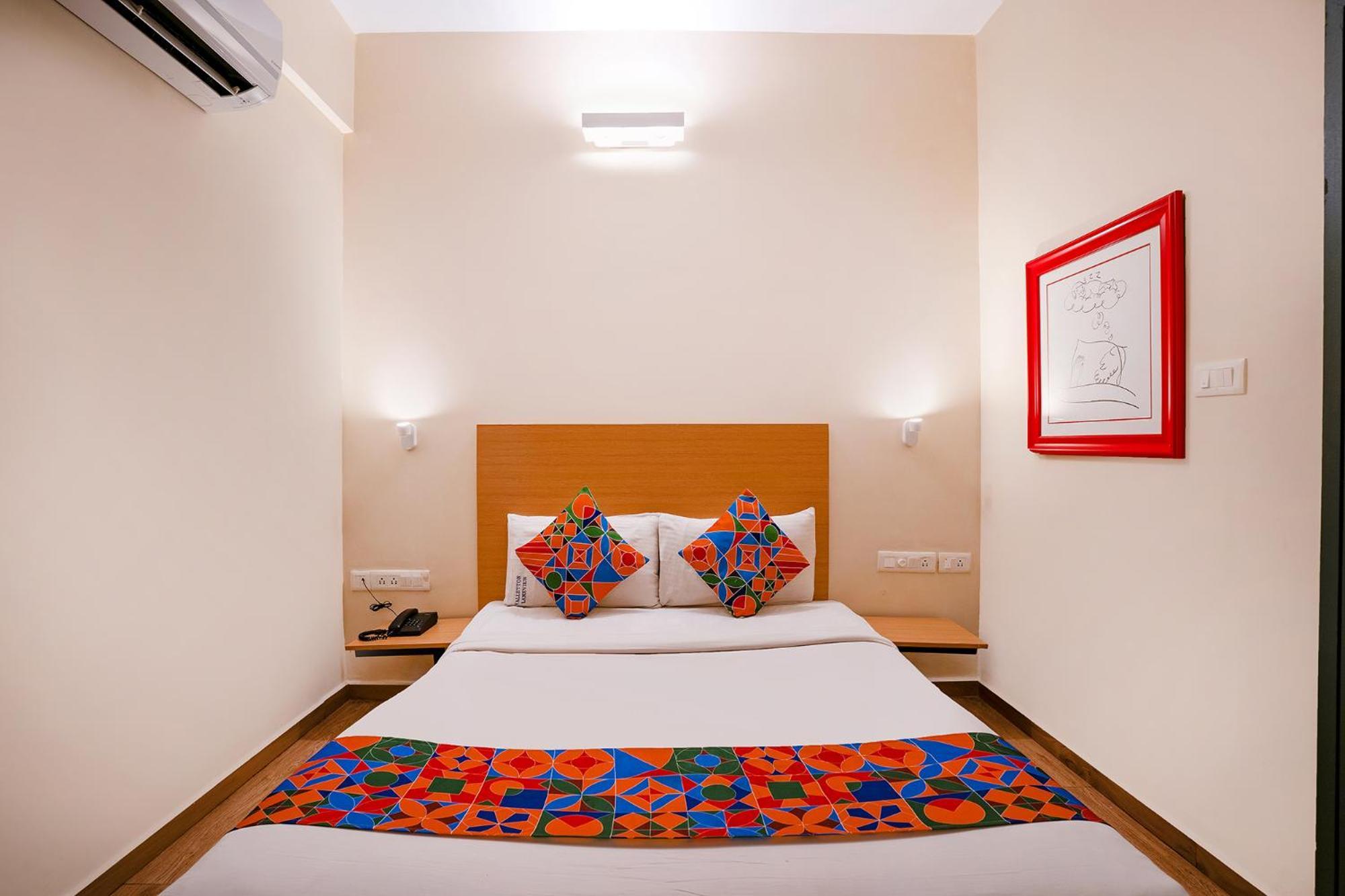 Fabhotel Royal Sterling- Manyata Tech Park Бангалор Екстериор снимка