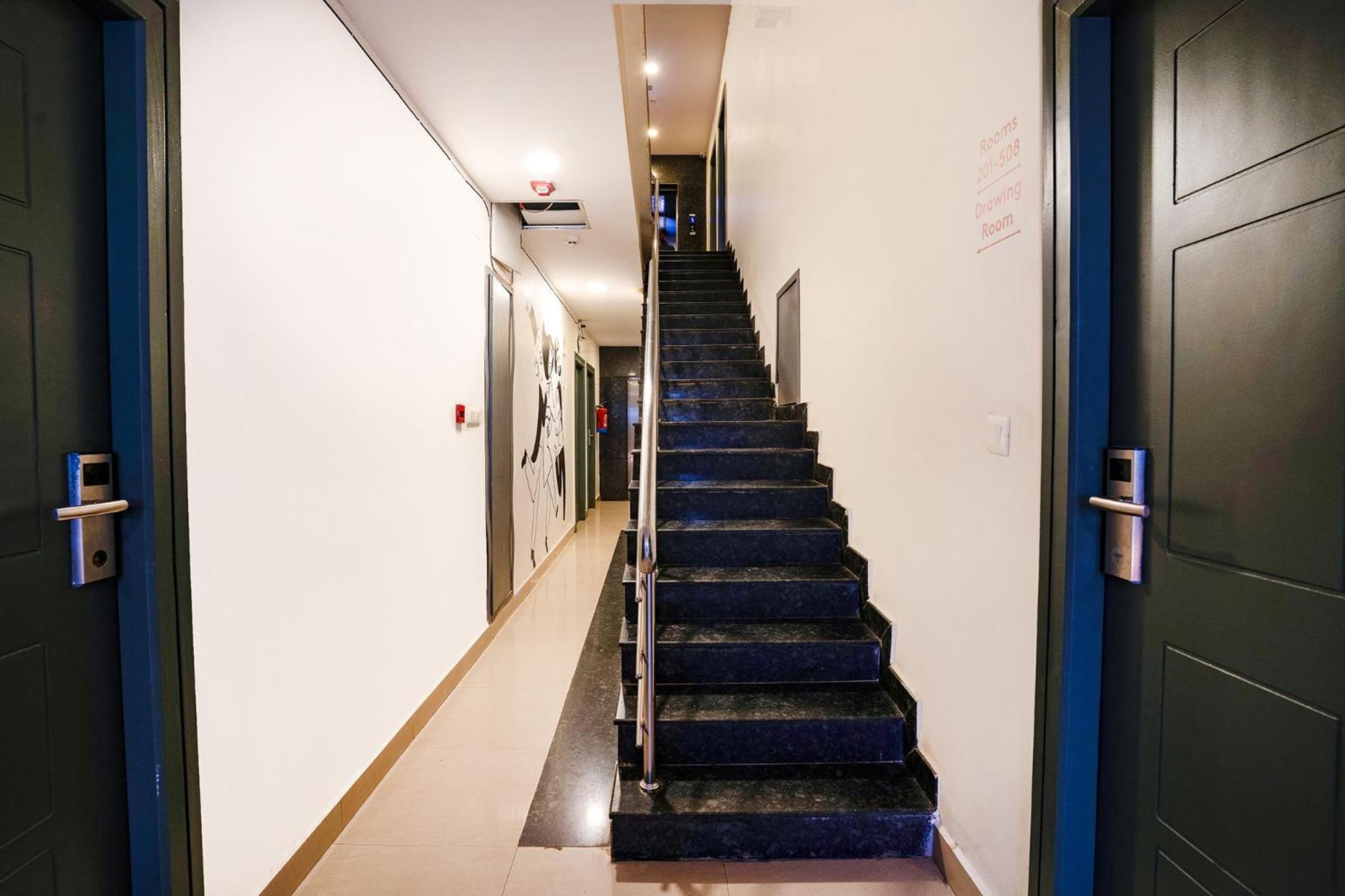 Fabhotel Royal Sterling- Manyata Tech Park Бангалор Екстериор снимка