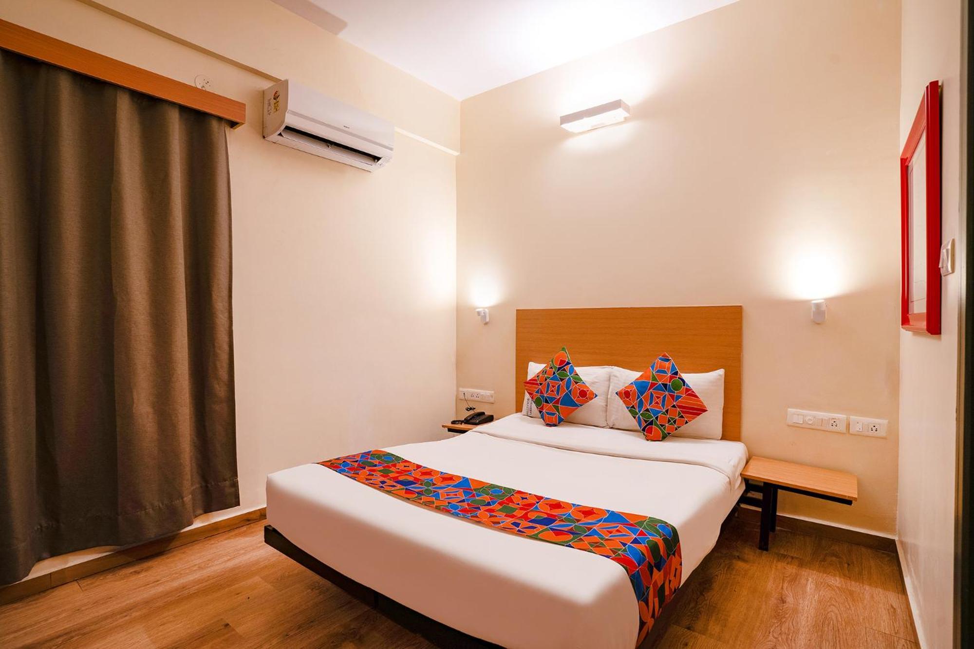 Fabhotel Royal Sterling- Manyata Tech Park Бангалор Екстериор снимка